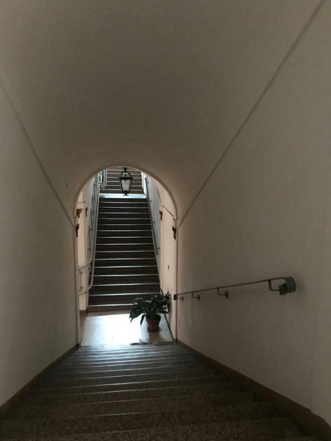 Elena Lägenhet Ferrara Exteriör bild